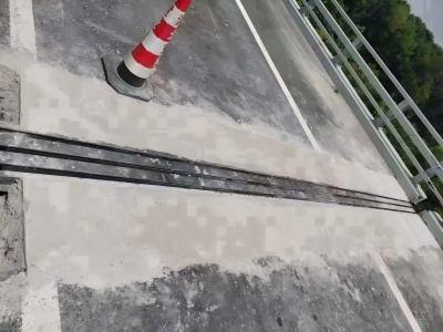 天山伸缩缝更换后浇筑材料快速结构修补料速砼的产品特点及施工流程​