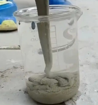 天山水工混凝土絮凝剂，水下抗分散剂的作用及施工方法